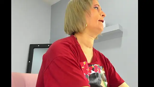 Snapshot of Hadde_multisquirt chatting on 02.05.26 Hadde multisquirt online show from 02.05.26