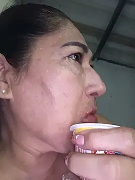 PatriciaGrajales online show from 04.12.26