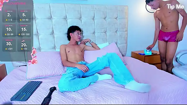 twink royale18 online show from 01.13.26