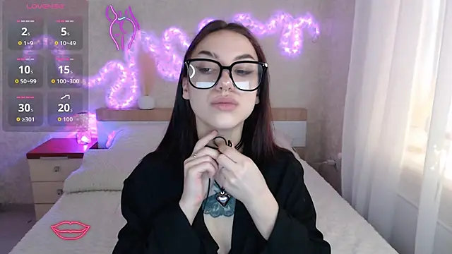 Snapshot of TianaHot777 chatting on 02.12.26 TianaHot777 online show from 02.12.26