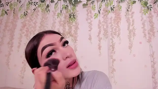 lizz lunna online show from 03.25.26