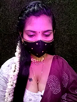 Snapshot of Nithyatamil chatting on 04.05.26 Nithyatamil online show from 04.05.26