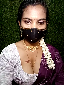Snapshot of Nithyatamil chatting on 04.09.26 Nithyatamil online show from 04.09.26