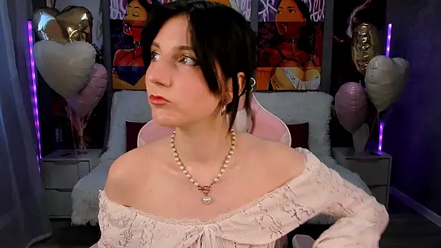 KikaOsterman online show from 02.13.26