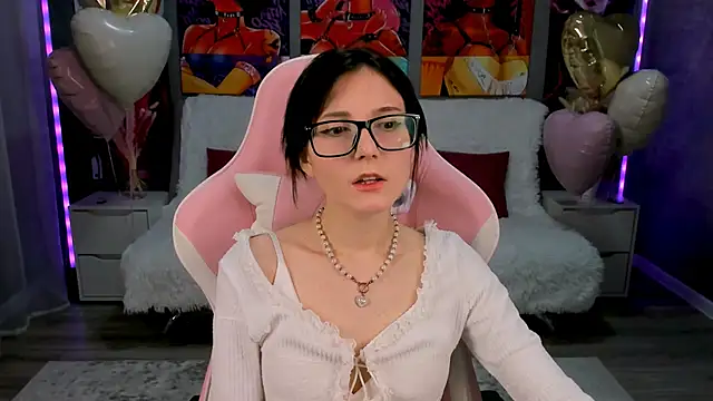 KikaOsterman online show from 02.18.26