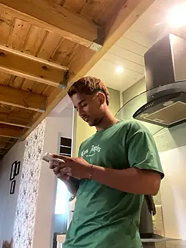 Axel black10 online show from 02.28.26