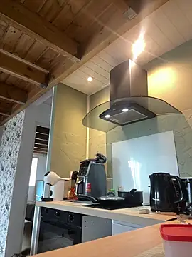 Axel black10 online show from 03.08.26