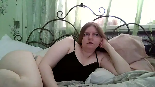 DarkRose0104 online show from 04.14.26