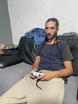 Brandy Mr-Whiskers online show from 02.17.26