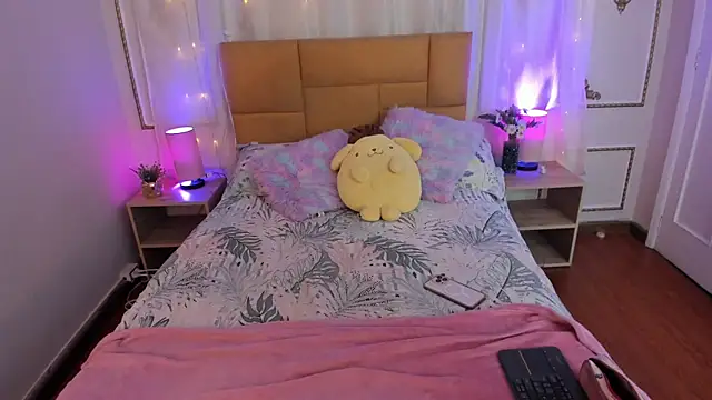 Jenifer James online show from 02.12.26