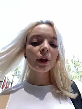 aka Blonde online show from 06.08.26