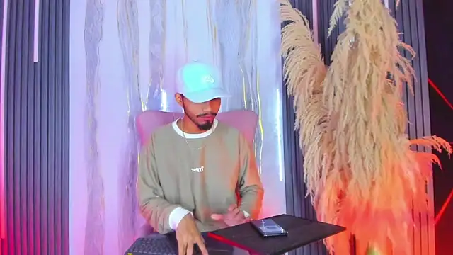 Snapshot of Baby_sexdemon chatting on 02.04.26 Baby sexdemon online show from 02.04.26