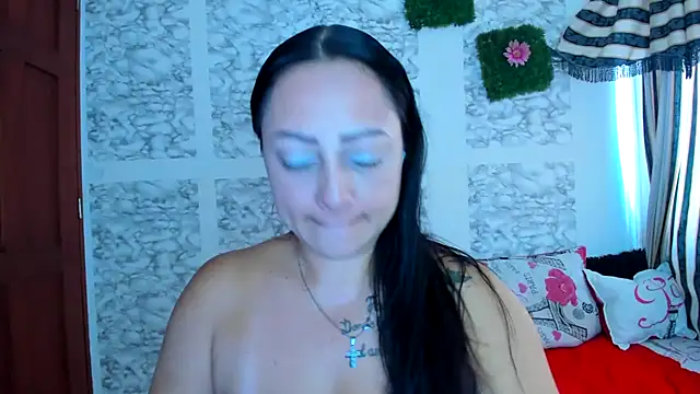 Snapshot of XXXStephanie_XXX chatting on 06.21.26 XXXStephanie XXX online show from 06.21.26