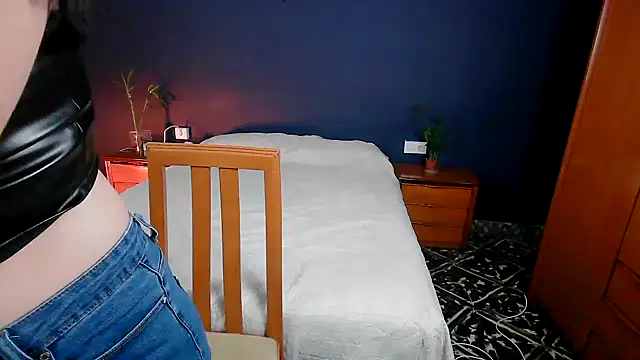 Alice Dan online show from 02.05.26