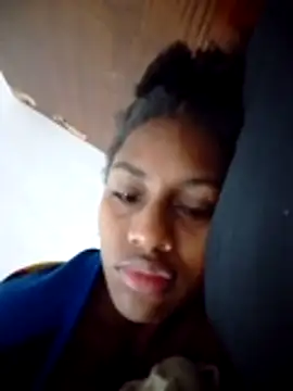 NicolVegaa online show from 04.18.26