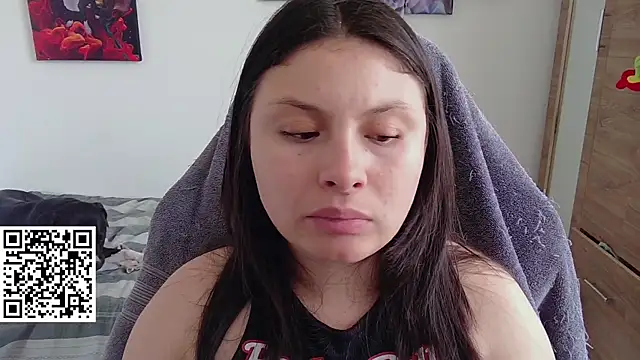 yessica gomez01 online show from 04.16.26