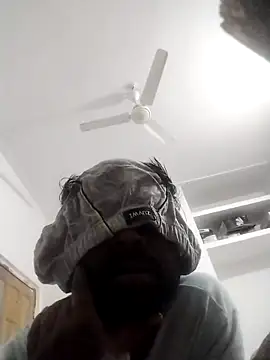 DesiPlayboy09 online show from 02.14.26