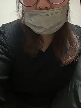 Snapshot of tnaant chatting on 03.06.26 tnaant online show from 03.06.26