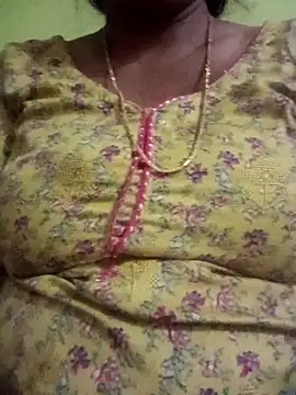 Snapshot of mohini_bhabhi chatting on 01.18.26 mohini bhabhi online show from 01.18.26