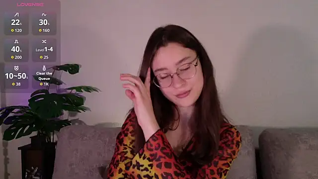 classy     online show from 07.04.26