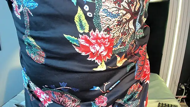 Snapshot of Julieta_nori chatting on 01.13.26 Julieta nori online show from 01.13.26