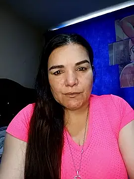 Snapshot of lee_hot chatting on 01.13.26 lee hot online show from 01.13.26