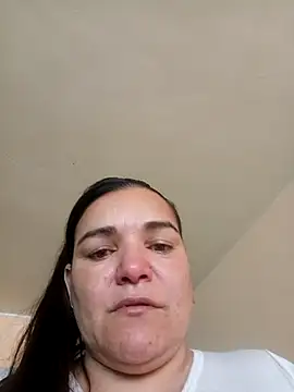 Snapshot of lee_hot chatting on 01.14.26 lee hot online show from 01.14.26