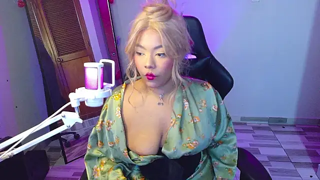 Snapshot of MarianaPradax chatting on 02.17.26 MarianaPradax online show from 02.17.26