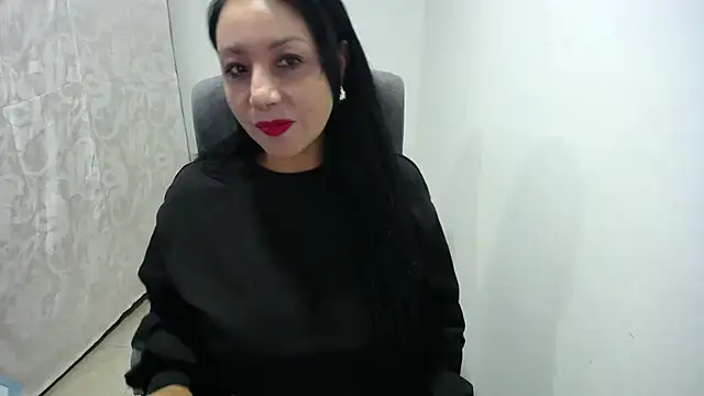 soyElena46 online show from 04.14.26