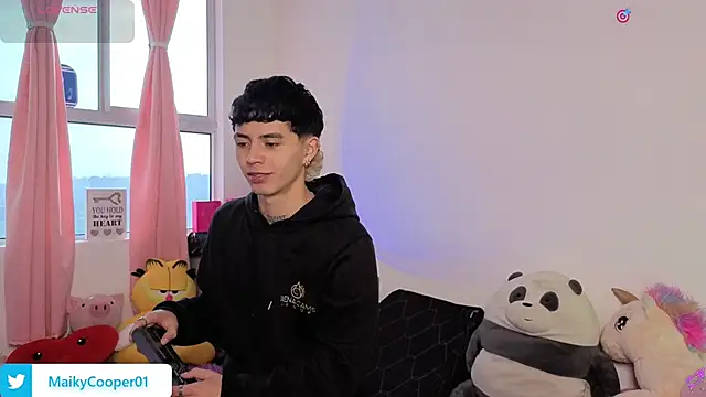 Maiky Cooper01 online show from 03.24.26