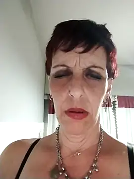 Snapshot of Juguetonafogosa5 chatting on 02.11.26 Juguetonafogosa5 online show from 02.11.26