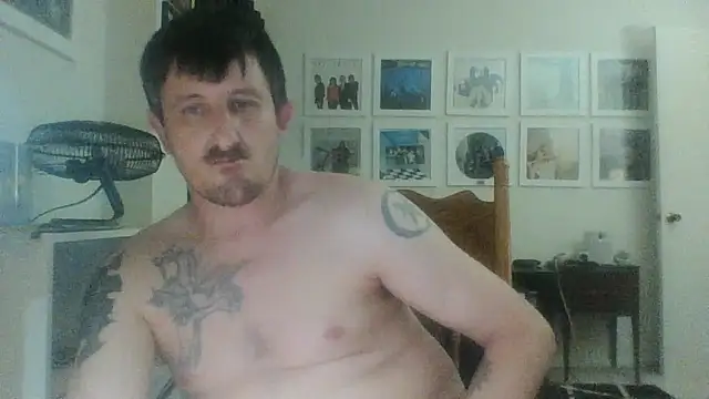 Snapshot of 2flimsy chatting on 07.08.26 2flimsy online show from 07.08.26
