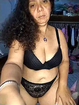 Gorditacarlota online show from 03.04.26