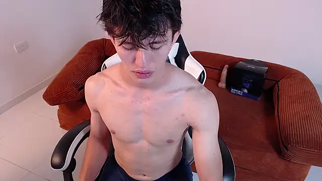 Snapshot of DarrenColleen chatting on 02.07.26 DarrenColleen online show from 02.07.26