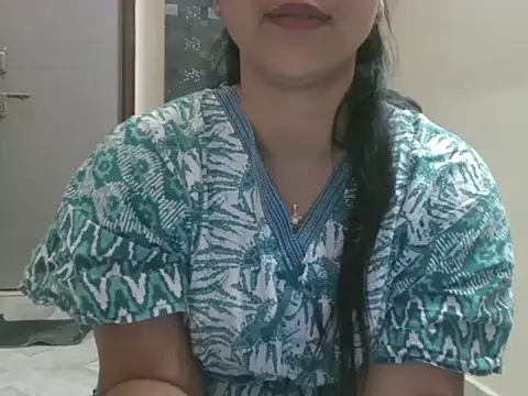 Snapshot of Adaa7 chatting on 04.17.26 Adaa7 online show from 04.17.26