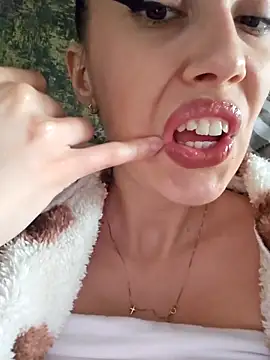 Virgin Pussy SquirtX online show from 02.16.26