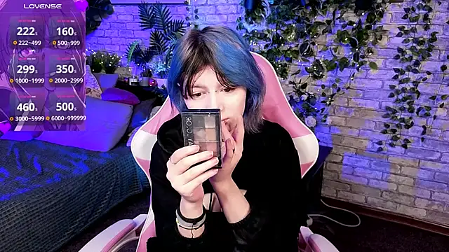 Ashley Veil online show from 02.26.26