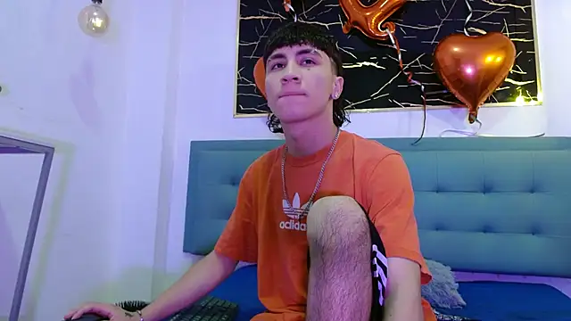 XanderGrey8 online show from 02.17.26