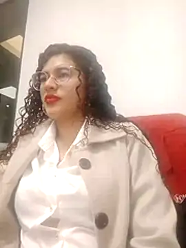 curlyheat online show from 04.28.26