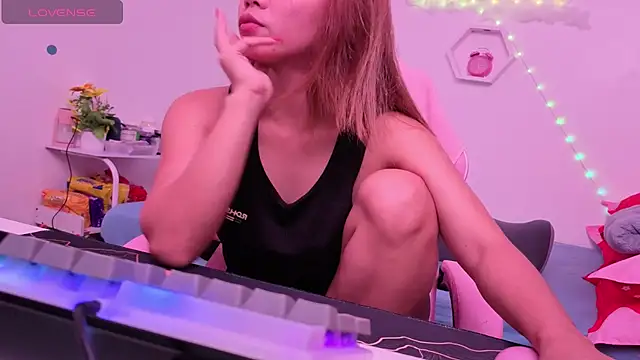 25sweetlilbunny online show from 05.16.26