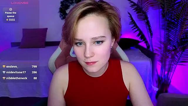 Ellie Heavenly online show from 01.31.26