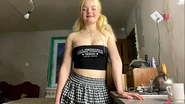 Snapshot of TuTimmer chatting on 01.15.26 TuTimmer online show from 01.15.26