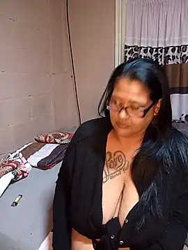 CutieNatz online show from 04.19.26