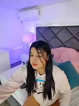 Snapshot of Lucia_fastcollins chatting on 01.14.26 Lucia fastcollins online show from 01.14.26