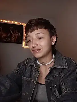 Snapshot of AlexxaAndRileyy chatting on 02.11.26 AlexxaAndRileyy online show from 02.11.26