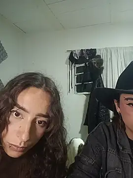 AlexxaAndRileyy online show from 06.03.26