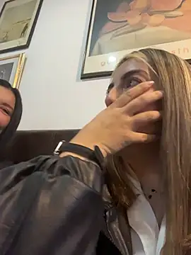 Snapshot of Paulinaa_bella chatting on 04.30.26 Paulinaa bella online show from 04.30.26