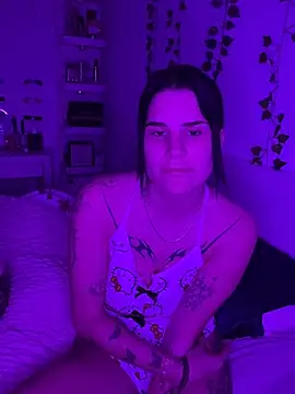 julieeeeee75 online show from 01.14.26