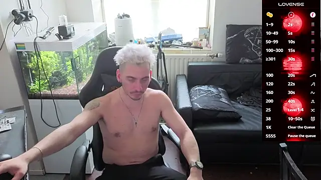 Rayzel White online show from 03.25.26