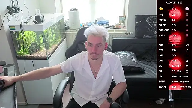 Rayzel White online show from 03.26.26